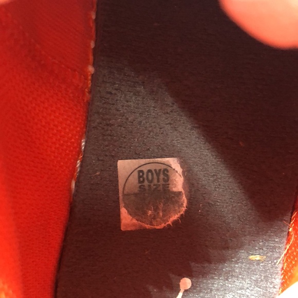 Air Jordan 1 Mid SE Peach/Black DV1336-800 USED Size 4Y - Picture 7 of 10